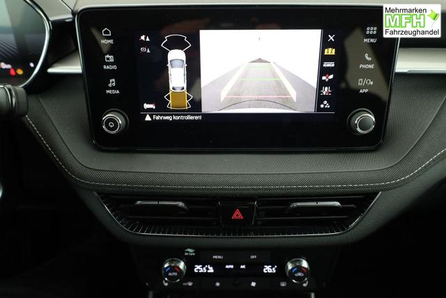 Skoda Fabia Selection 1.0 TSI DSG Selection, KESSY, Kamera, 15-Zoll schwarz, Winter, Ladeboden 