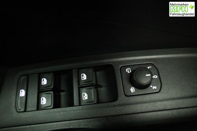 Skoda Fabia Selection 1.0 TSI DSG Selection, KESSY, Kamera, 15-Zoll schwarz, Winter, Ladeboden 