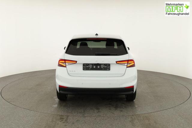 Skoda Fabia Selection 1.0 TSI DSG Selection, KESSY, Kamera, 15-Zoll schwarz, Winter, Ladeboden 