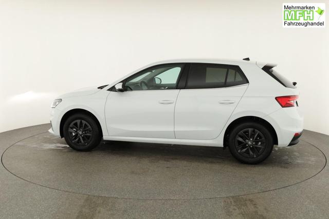 Skoda Fabia Selection 1.0 TSI DSG Selection, KESSY, Kamera, 15-Zoll schwarz, Winter, Ladeboden 