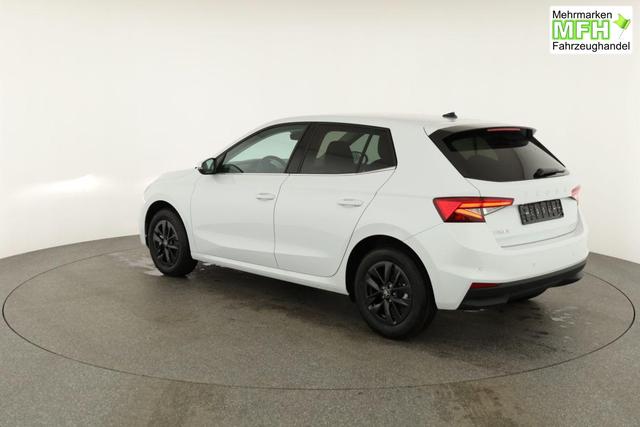 Skoda Fabia Selection 1.0 TSI DSG Selection, KESSY, Kamera, 15-Zoll schwarz, Winter, Ladeboden 