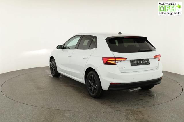 Skoda Fabia Selection 1.0 TSI DSG Selection, KESSY, Kamera, 15-Zoll schwarz, Winter, Ladeboden 