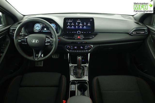 Hyundai i30 N Line 1.5 T-GDI DCT Fastback N-LINE, Navi, 18-Zoll, Kamera, LED, Winter 