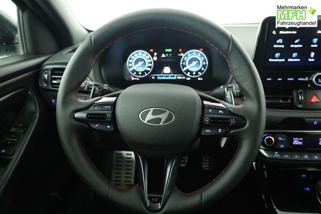 Hyundai i30 N Line 1.5 T-GDI DCT Fastback N-LINE, Navi, 18-Zoll, Kamera, LED, Winter 