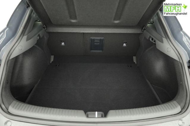 Hyundai i30 N Line 1.5 T-GDI DCT Fastback N-LINE, Navi, 18-Zoll, Kamera, LED, Winter 