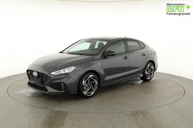 Hyundai i30 N Line 1.5 T-GDI DCT Fastback N-LINE, Navi, 18-Zoll, Kamera, LED, Winter 