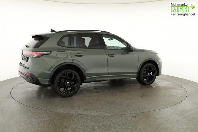 Volkswagen Tiguan 1.5 TSI eHybrid 200 kW R-Line Black, Pano, IQ.Light, 20-Zoll, AHK, AreaView 