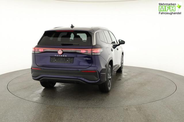 Volkswagen Tayron 1.5 TSI eHybrid 150 kW Life Life, Pano, HuD, AHK, AreaView, Side, Navi, Winter, 5-J. Garantie 
