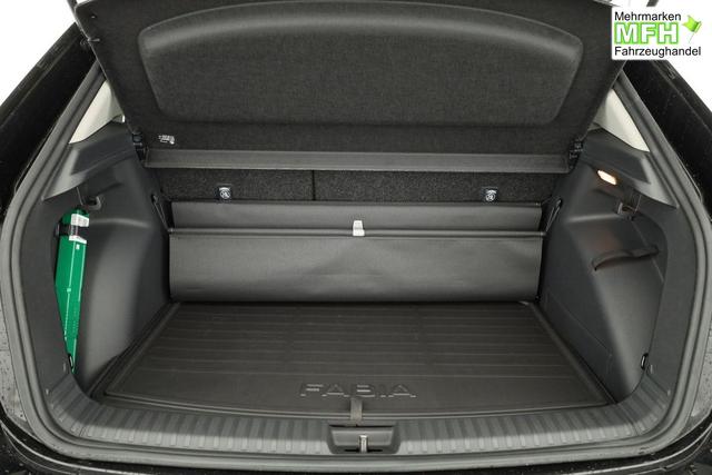Skoda Fabia Selection 1.0 TSI DSG Selection, LED, Kamera, Side, ACC, Winter, Ladeboden, sofort 