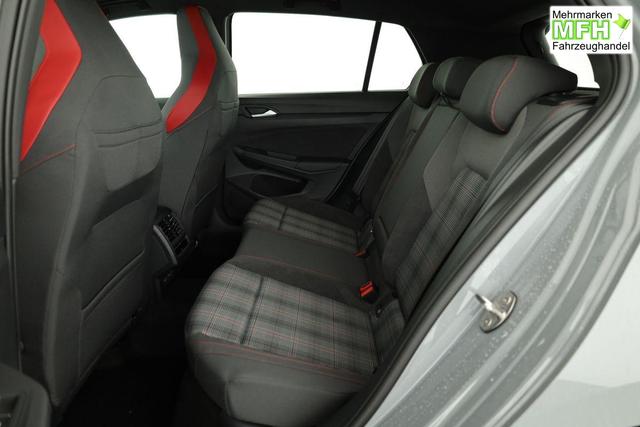 Volkswagen Golf 2.0 TSI 195 kW GTI VIII DSG Black Style, Pano, Navi, Side, Matrix, AreaView, Winter, 19-Zoll 