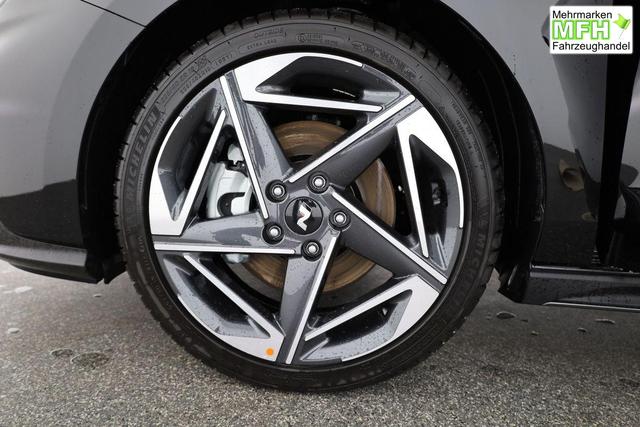Hyundai i30 N Line 1.5 T-GDI DCT Fastback N-LINE, Navi, 18-Zoll, Kamera, LED, Winter 