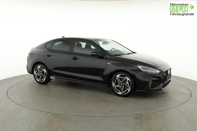 Hyundai i30 N Line 1.5 T-GDI DCT Fastback N-LINE, Navi, 18-Zoll, Kamera, LED, Winter 