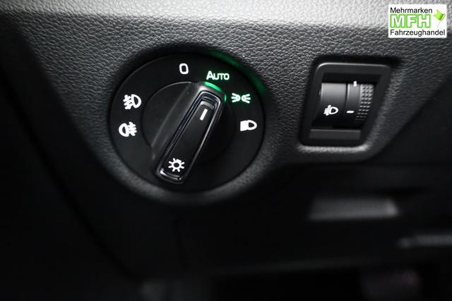 Skoda Kamiq Selection 1.0 TSI DSG Selection, LED, Kamera, ACC, Side, Winter 