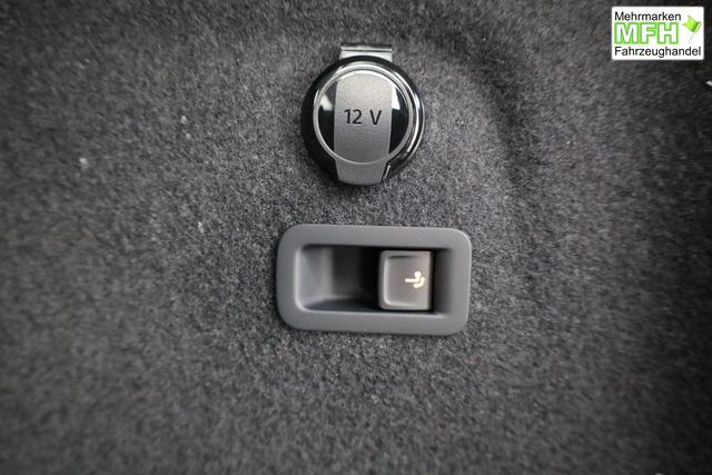 Volkswagen Golf Variant 1.5 TSI 110 kW Goal VIII Life, AHK, easyOpen, LED, Kamera 