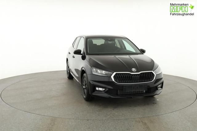 Skoda Fabia Selection 1.0 TSI DSG Selection, KESSY, Kamera, 15-Zoll schwarz, Winter, Ladeboden 