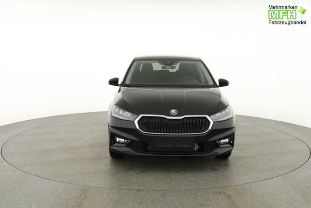 Skoda Fabia Selection 1.0 TSI DSG Selection, KESSY, Kamera, 15-Zoll schwarz, Winter, Ladeboden 