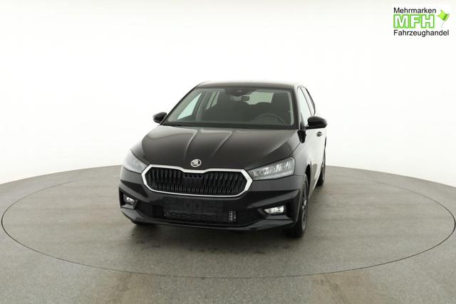 Skoda Fabia Selection 1.0 TSI DSG Selection, KESSY, Kamera, 15-Zoll schwarz, Winter, Ladeboden 