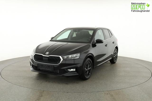 Skoda Fabia Selection 1.0 TSI DSG Selection, KESSY, Kamera, 15-Zoll schwarz, Winter, Ladeboden 