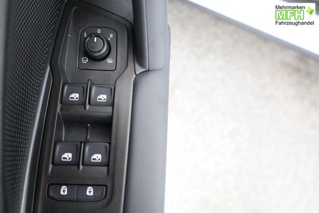 Volkswagen Tayron 1.5 TSI eHybrid 150 kW Life Life, Pano, HuD, AHK, AreaView, Side, Navi, Winter, 5-J. Garantie 