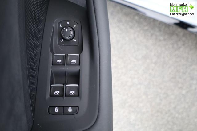 Volkswagen Passat Variant 2.0 TDI 142 kW 4Motion R-Line DSG 4M Black, AHK, IQ.Light, HUD, 19-Zoll, AreaView, Navi, Side 