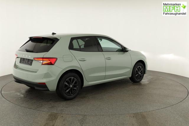 Skoda Fabia Selection 1.0 TSI 130 Jahre, LED, Kamera, Winter, Sunset, 15-Zoll 