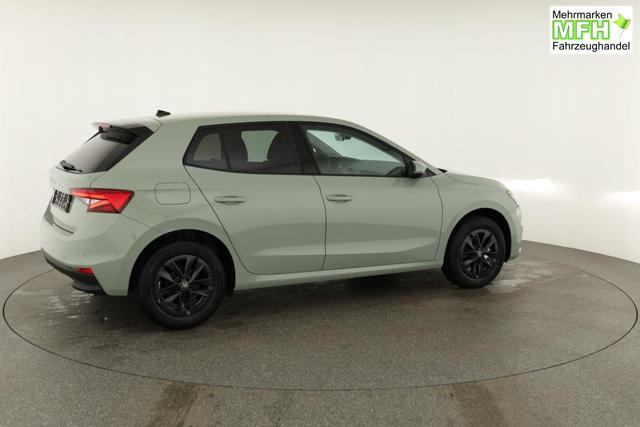 Skoda Fabia Selection 1.0 TSI 130 Jahre, LED, Kamera, Winter, Sunset, 15-Zoll 