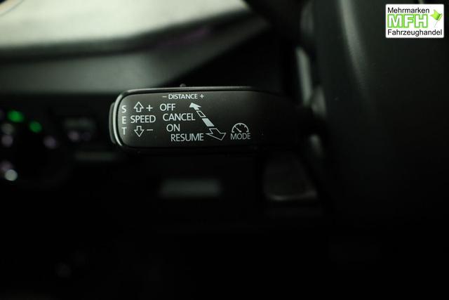 Skoda Kamiq Selection 1.0 TSI DSG 130 Jahre, LED, Side, ACC, Kamera, el. Klappe, Winter, 17-Zoll 