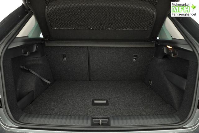 Skoda Kamiq Selection 1.0 TSI DSG 130 Jahre, LED, Side, ACC, Kamera, el. Klappe, Winter, 17-Zoll 