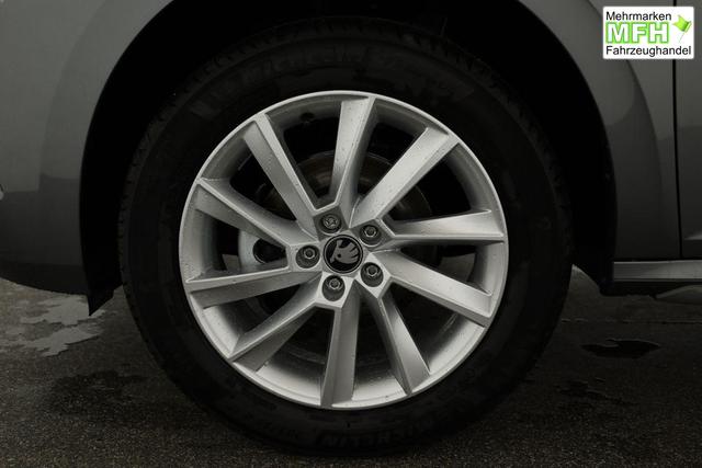 Skoda Kamiq Selection 1.0 TSI DSG 130 Jahre, LED, Side, ACC, Kamera, el. Klappe, Winter, 17-Zoll 