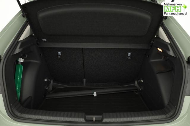 Skoda Fabia Selection 1.0 TSI 130 Jahre, LED, Kamera, Winter, Sunset, 15-Zoll 