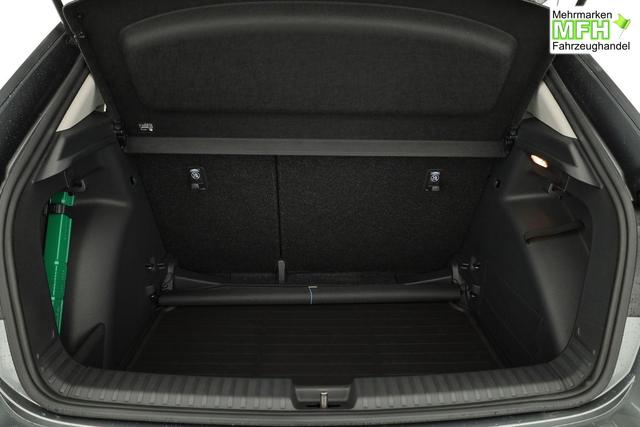 Skoda Fabia Selection 1.0 TSI 130 Jahre, LED, Kamera, Winter, Sunset, 15-Zoll 