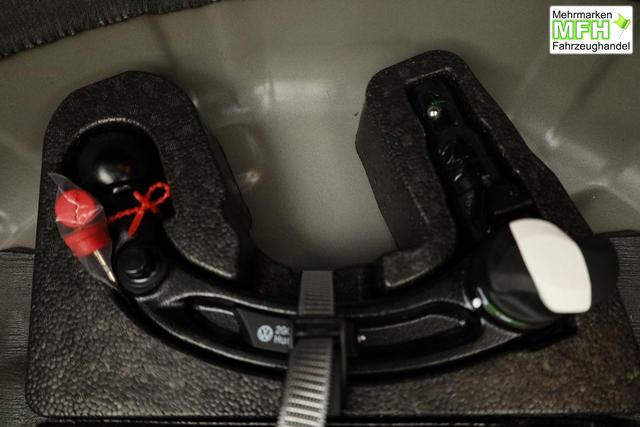 Volkswagen T-Cross 1.0 TSI 85 kW Life DSG Life, AHK, LED, Kamera, Side, ACC, Winter, sofort 