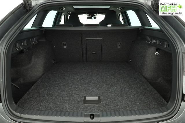 Skoda Octavia Combi 2.0 TSI 195 kW RS DSG, Pano, AHK, Navi, Matrix, Side, Winter, 5 J.-Garantie 