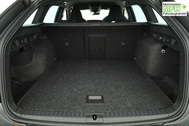 Skoda Octavia Combi 2.0 TSI 195 kW RS DSG, Standheizung, AHK, Navi, Matrix, Side, Winter, 5 J.-Garantie 