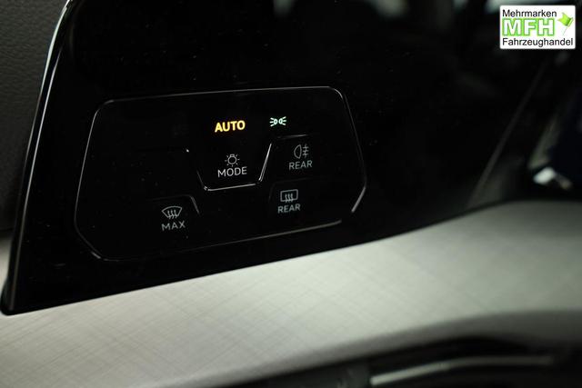 Volkswagen Golf Variant VIII 2.0 TDI DSG Life, AHK, easyOpen, Kamera, 3-J Garantie 