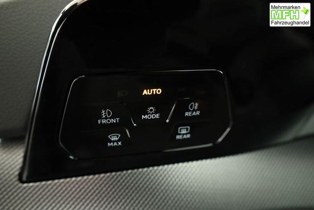 Volkswagen Golf 2.0 TSI 195 kW GTI VIII DSG, Navi, Side, IQ.Light, Kamera, Winter 