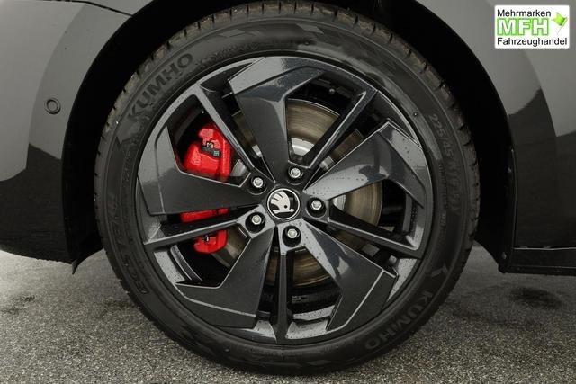 Skoda Octavia Combi 2.0 TSI 195 kW RS DSG, AHK, Navi, Matrix, Side, Winter, 5 J.-Garantie 