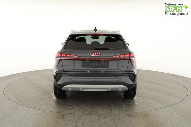 Audi Q3 TFSI quattro 150 kW quattro, AHK, Navi, AreaView, Side, Sound, Winter, 18-Zoll 
