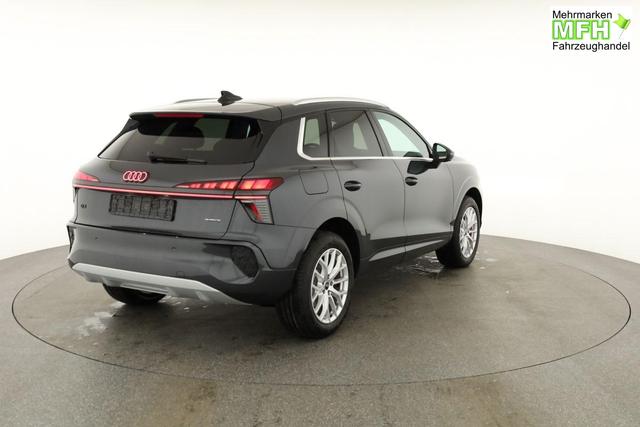 Audi Q3 TFSI quattro 150 kW quattro, AHK, Navi, AreaView, Side, Sound, Winter, 18-Zoll 