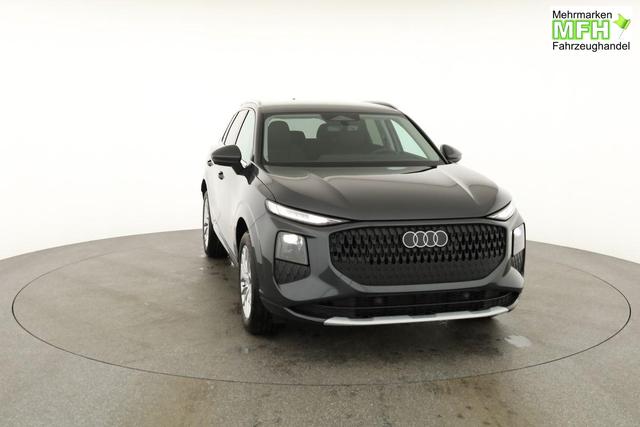 Audi Q3 TFSI quattro 150 kW quattro, AHK, Navi, AreaView, Side, Sound, Winter, 18-Zoll 
