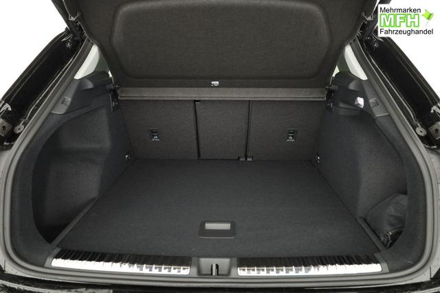 Audi Q3 TFSI quattro 150 kW quattro, AHK, Navi, AreaView, Side, Sound, Winter, 18-Zoll 