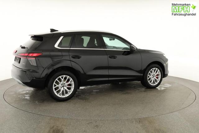 Audi Q3 TFSI quattro 150 kW quattro, AHK, Navi, AreaView, Side, Sound, Winter, 18-Zoll 