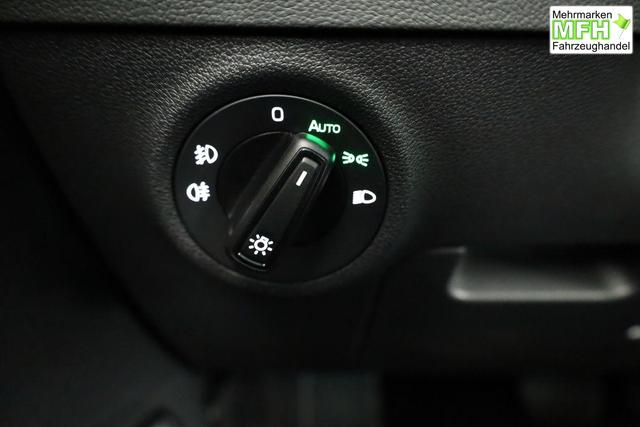 Skoda Karoq Selection 2.0 TDI DSG 4x4 Selection, AHK, Navi, LED, Kamera, Winter, el. Klappe, 4 J.-Garantie 