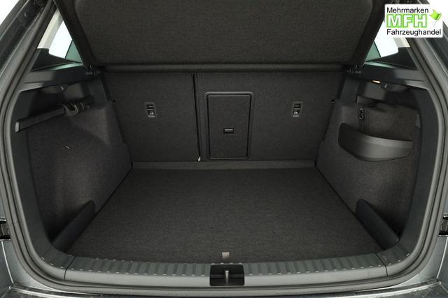 Skoda Karoq Selection 2.0 TDI DSG 4x4 Selection, AHK, Navi, LED, Kamera, Winter, el. Klappe, 4 J.-Garantie 