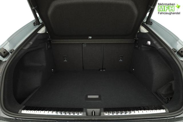 Audi Q3 Sportback TFSI quattro 150 kW quattro, AHK, Navi, AreaView, Side, Sound, Winter, 18-Zoll 