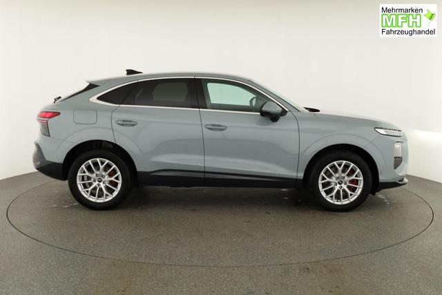 Audi Q3 Sportback TFSI quattro 150 kW quattro, AHK, Navi, AreaView, Side, Sound, Winter, 18-Zoll 