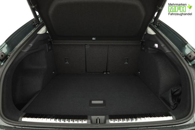 Audi Q3 Sportback TFSI quattro 150 kW quattro, AHK, Navi, AreaView, Side, Sound, Winter, 18-Zoll 