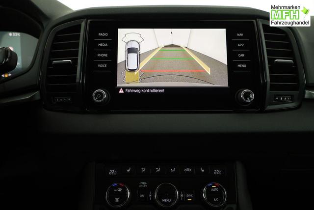 Skoda Karoq Selection 1.5 TSI DSG Selection, AHK, LED, Kamera, Winter, Ladeboden, 4 J.-Garantie 