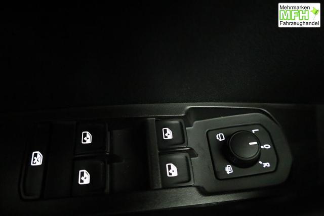 Skoda Karoq Selection 1.5 TSI DSG Selection, AHK, LED, Kamera, Winter, Ladeboden, 4 J.-Garantie 