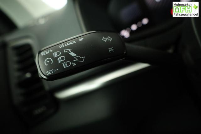 Skoda Karoq Selection 1.5 TSI DSG Selection, AHK, LED, Kamera, Winter, Ladeboden, 4 J.-Garantie 